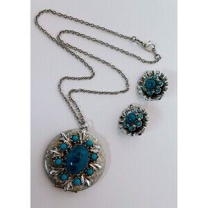 Vintage Estate Unsigned Silvertone Turquoise Glass Cabachon Locket & Earring Set